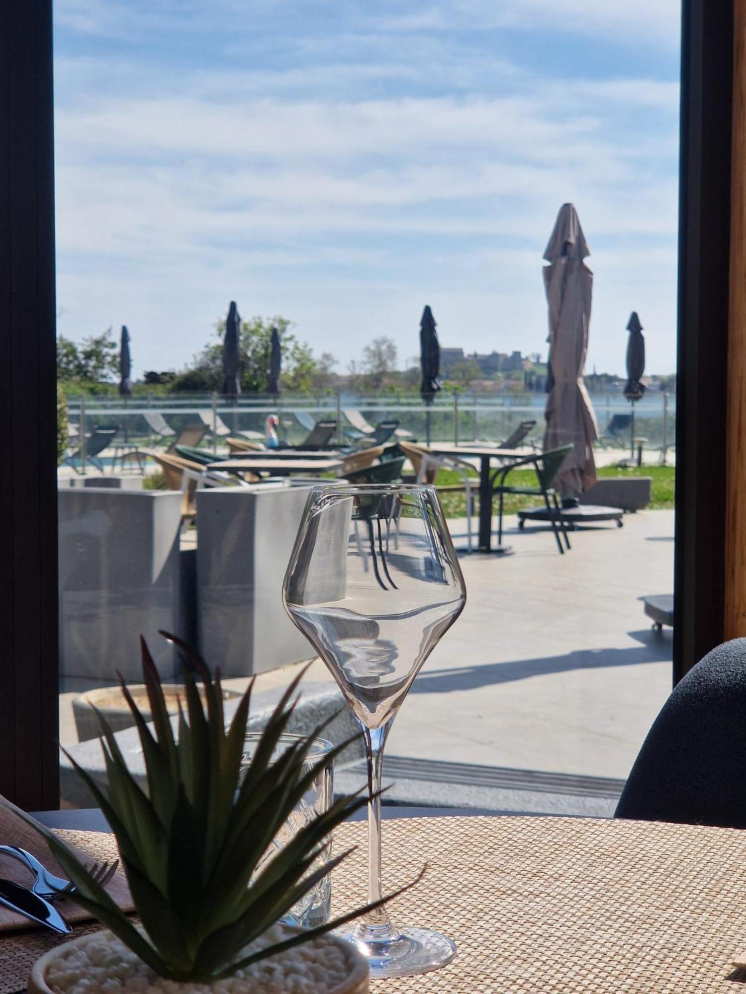 Hôtel Ariane Fos-sur-Mer Buitenkant foto