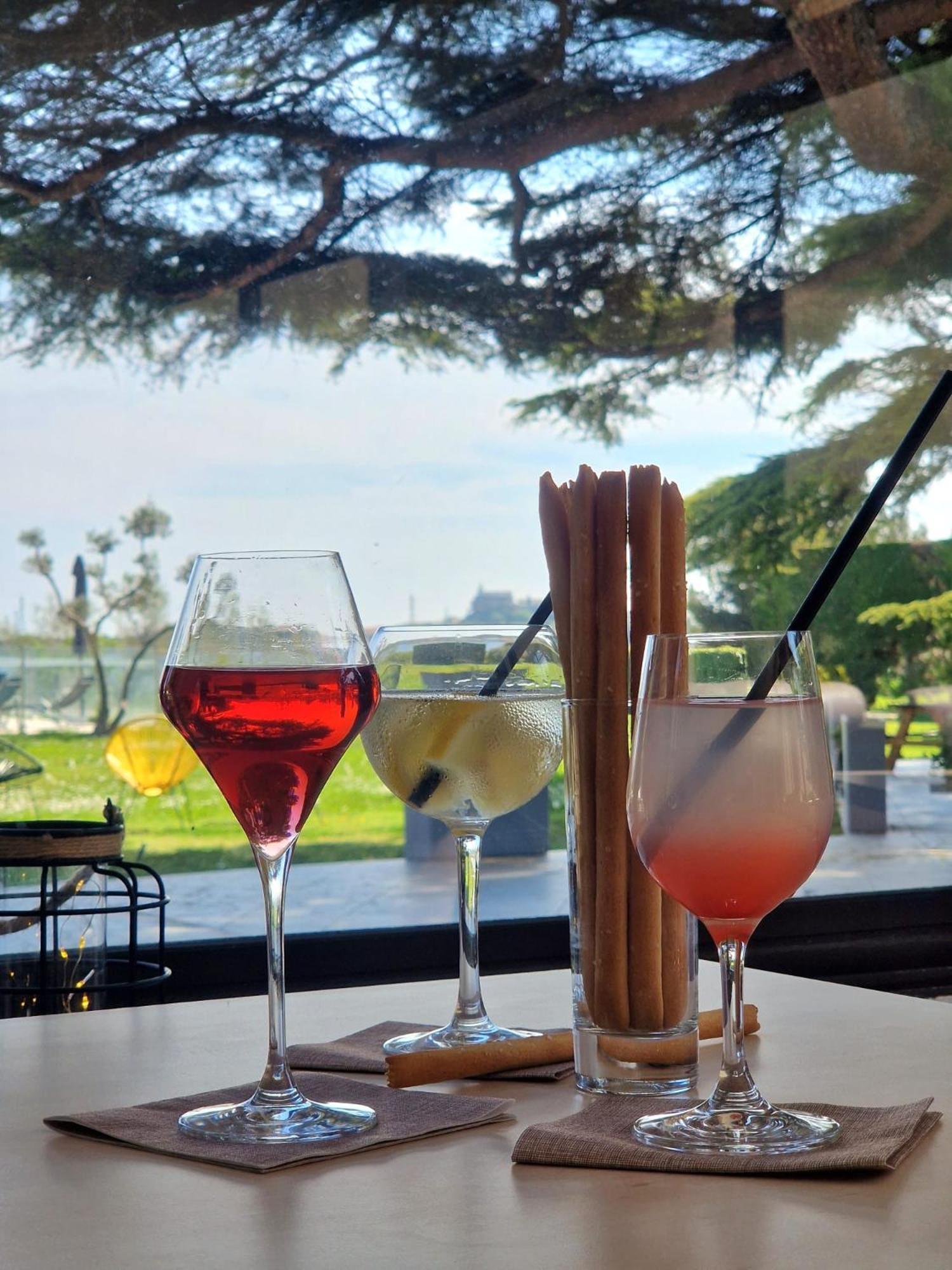 Hôtel Ariane Fos-sur-Mer Buitenkant foto
