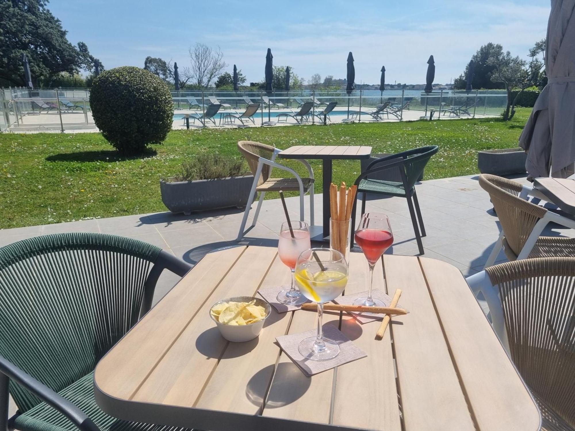 Hôtel Ariane Fos-sur-Mer Buitenkant foto